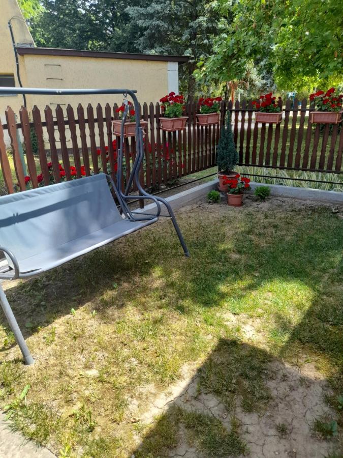 Thermal Apartman Tiszafuered Eksteriør bilde